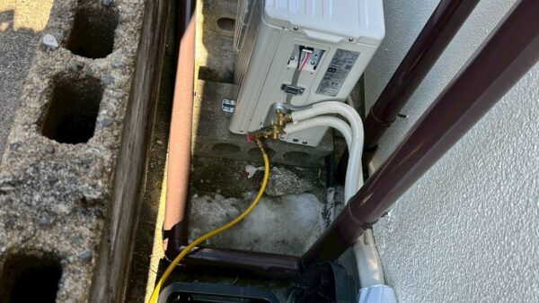 佐賀県小城市エアコン交換工事