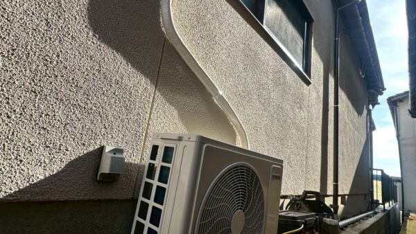 佐賀市エアコン取付け工事