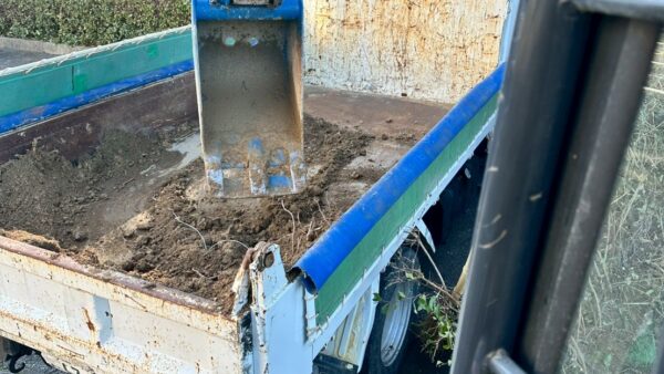 佐賀県吉野ヶ里町外灯工事掘削工事